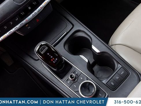 Used 2020 Cadillac XT4 Premium Luxury FWD image 12