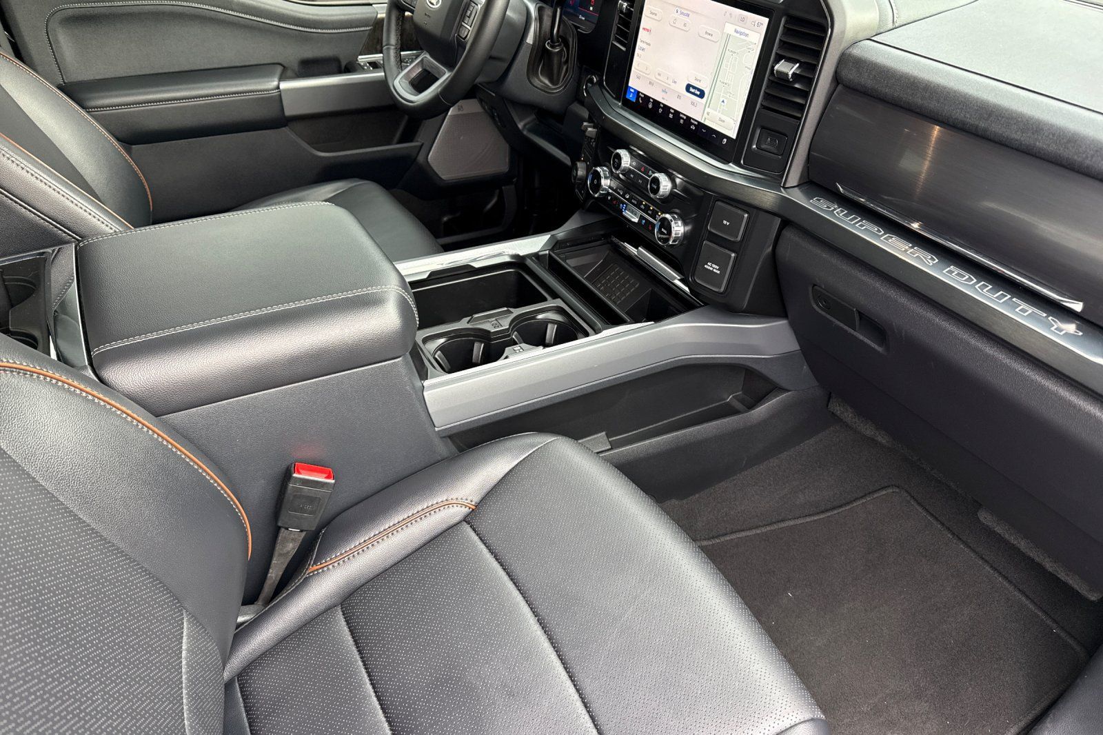 Certified 2025 Ford F250 Lariat AWD/4WD image 17