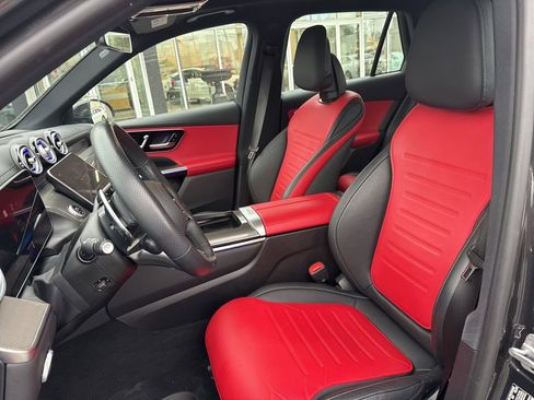 Used 2024 Mercedes-Benz GLC 43 AMG 4MATIC image 9