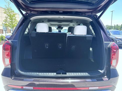 Used 2025 Hyundai Palisade Limited image 11