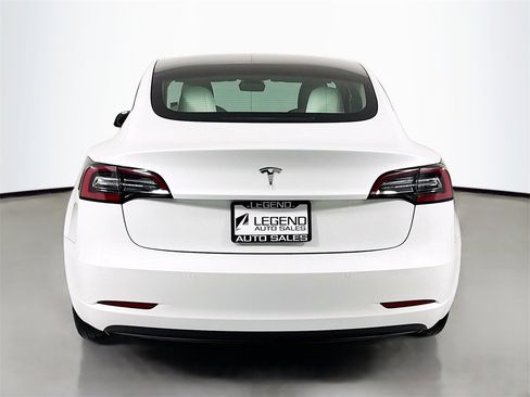 Used 2022 Tesla Model 3 image 7