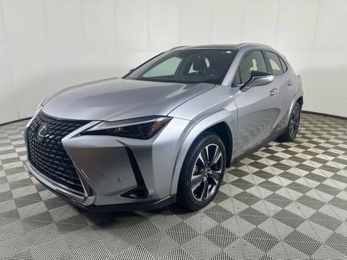 Used 2024 Lexus UX 250h AWD w/ Premium Package image 3