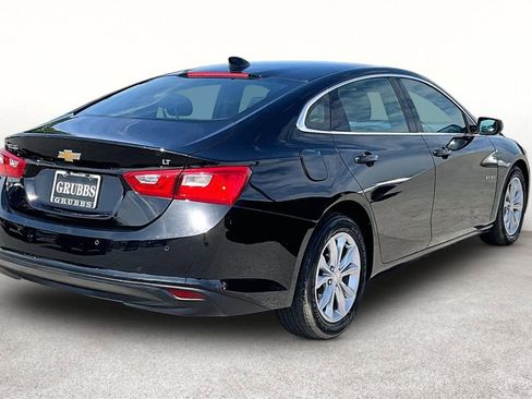 Used 2024 Chevrolet Malibu LT FWD image 2