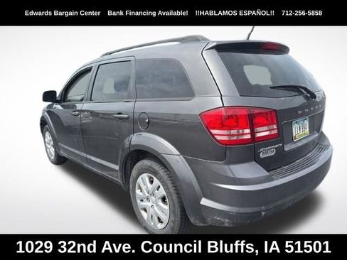 Used 2018 Dodge Journey SE w/ Connectivity Group FWD image 12