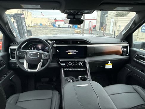 New 2025 GMC Sierra 2500 Denali w/ Denali Reserve Package image 23