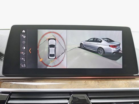 Used 2019 BMW M550i xDrive w/ Dynamic Handling Package image 22