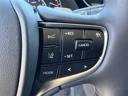 Certified 2023 Lexus ES 250 w/ Premium Package image 31