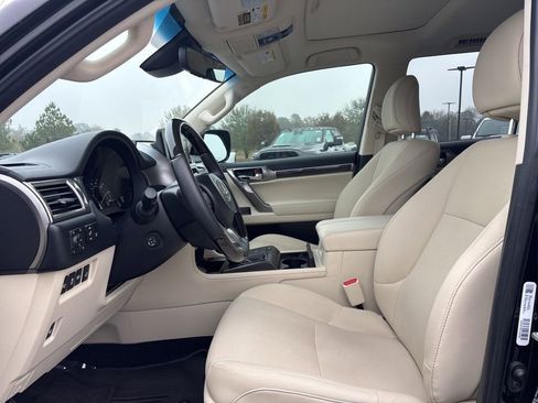 Used 2023 Lexus GX 460 Premium image 13