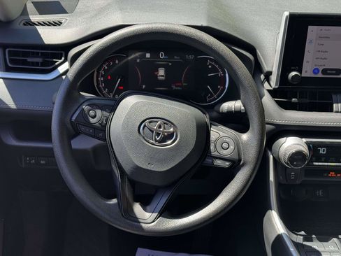 Certified 2025 Toyota RAV4 XLE AWD/4WD image 15