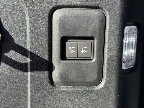 New 2026 Land Rover Defender 130 S AWD/4WD image 42