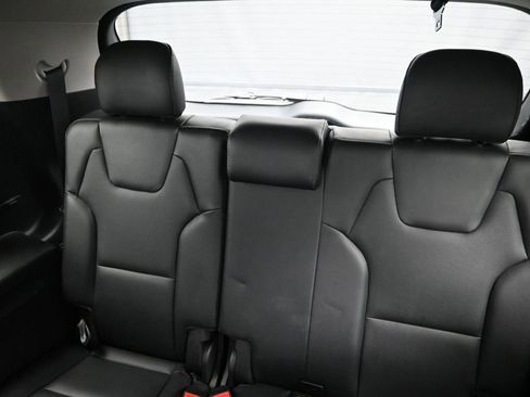 Used 2025 Kia Telluride S AWD/4WD image 32
