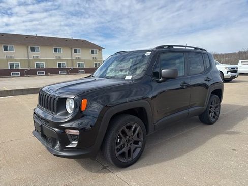 Used 2021 Jeep Renegade Latitude image 6