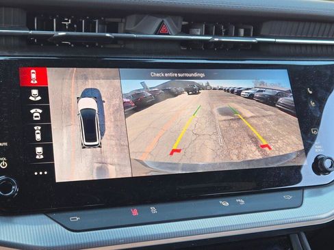 Used 2024 Jeep Wagoneer Launch Edition image 29