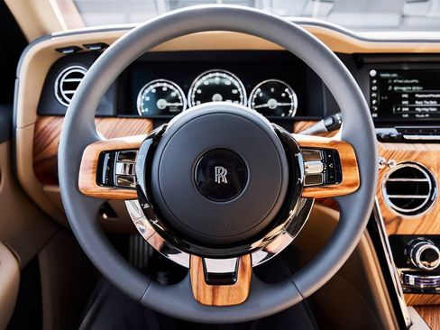 Used 2020 Rolls-Royce Cullinan AWD/4WD image 52