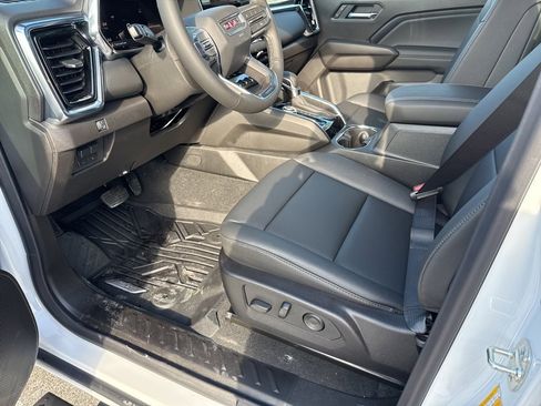 New 2026 GMC Canyon Elevation w/ Convenience Package image 14