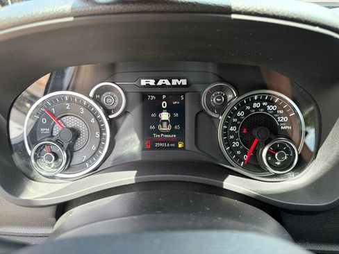 Used 2024 RAM 2500 Tradesman w/ Chrome Appearance Group AWD/4WD image 25