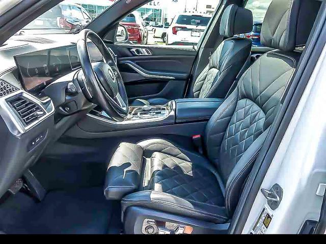 Used 2024 BMW X5 xDrive40i AWD/4WD image 11