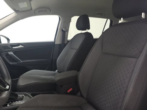 Used 2018 Volkswagen Tiguan S FWD image 10