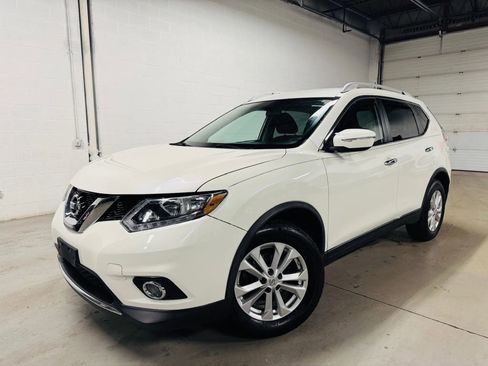 Used 2015 Nissan Rogue SV AWD/4WD image 1
