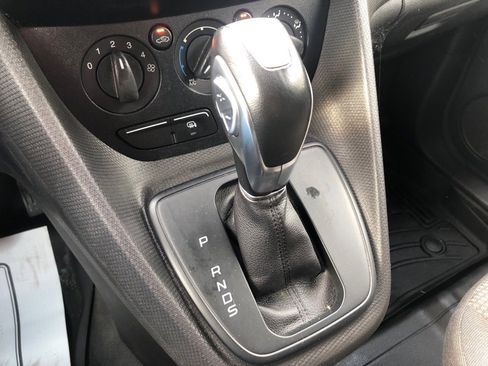 Used 2018 Ford Transit Connect XL FWD image 28