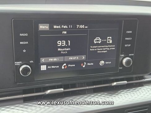 Used 2024 Kia Carnival LX image 22