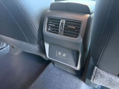 Used 2025 Nissan Rogue SV image 23