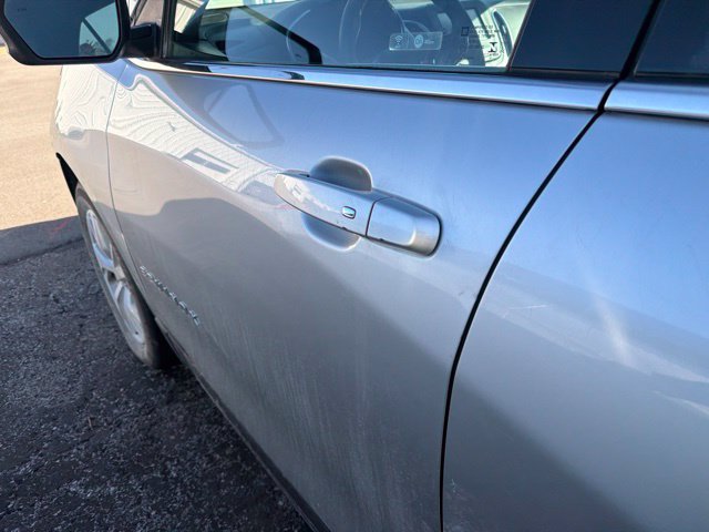 Used 2018 Chevrolet Equinox LT AWD/4WD image 25