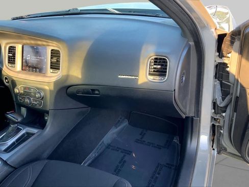 Used 2023 Dodge Charger SXT RWD image 18