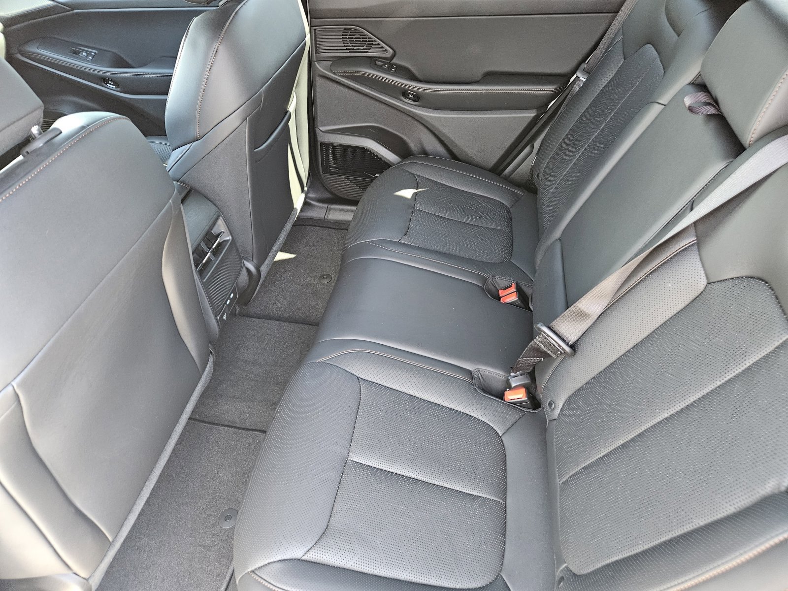New 2026 Jeep Cherokee Overland AWD/4WD image 27
