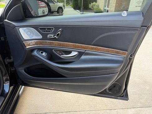Used 2014 Mercedes-Benz S 550 Sedan image 29