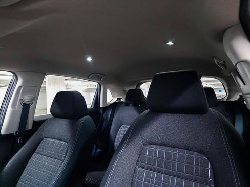 Certified 2025 Honda HR-V LX image 21