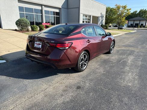 Used 2024 Nissan Sentra SV FWD image 10