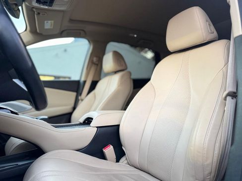 Used 2022 Acura RDX w/ Technology Package image 15
