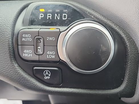 Certified 2022 RAM 1500 Big Horn image 5