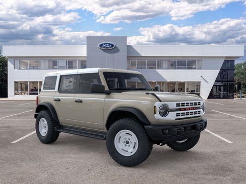 New 2026 Ford Bronco Heritage Edition AWD/4WD image 32