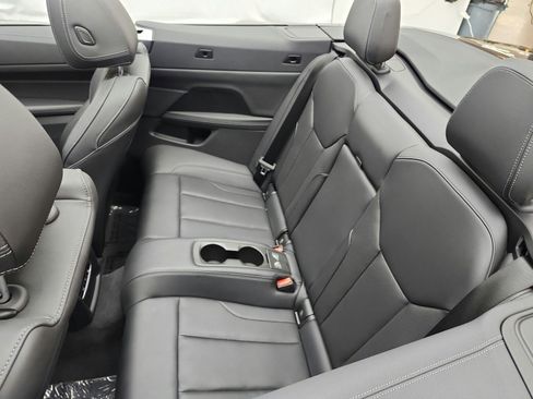 Used 2024 BMW M440i Convertible w/ Premium Package RWD image 13