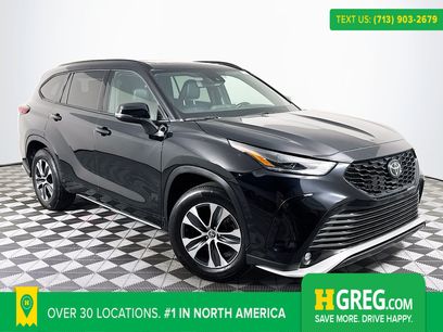 Used 2023 Toyota Highlander XSE