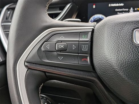 Used 2023 Jeep Grand Cherokee Altitude image 29