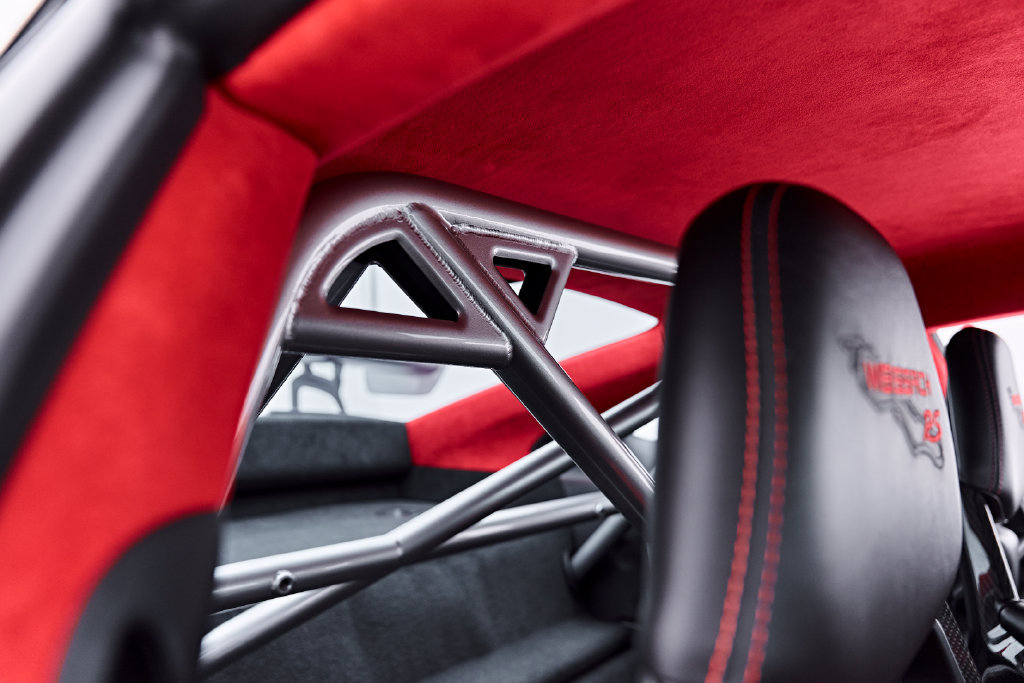 Used 2019 Porsche 911 GT2 RS RWD image 64