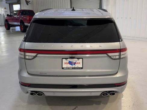 Used 2023 Lincoln Aviator Reserve w/ Equipment Group 201A AWD/4WD image 8