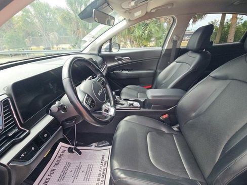 Used 2023 Kia Sportage EX FWD image 11