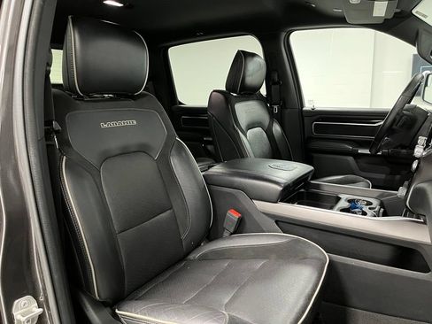 Used 2020 RAM 1500 Laramie w/ Sport Appearance Package AWD/4WD image 58