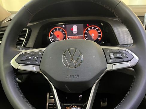 New 2026 Volkswagen Atlas Peak Edition AWD/4WD image 19
