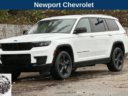 Used 2023 Jeep Grand Cherokee L Laredo image 9