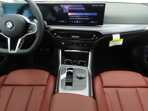 New 2026 BMW 330i Sedan w/ M Sport Package image 13