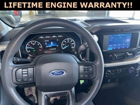 Used 2021 Ford F150 XLT image 4