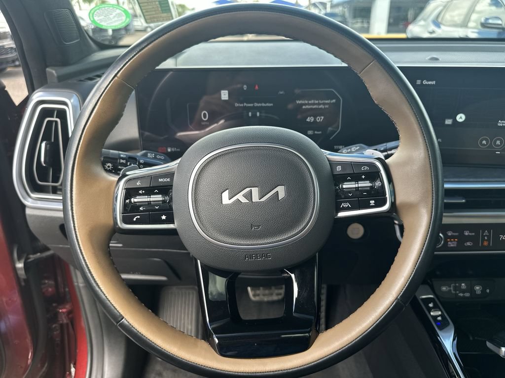 Used 2025 Kia Sorento SX Prestige w/ Olive Brown Leather Package AWD/4WD image 30