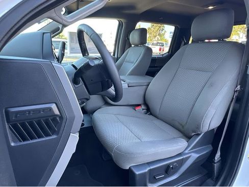 Used 2019 Ford F150 XLT w/ Equipment Group 302A Luxury image 16