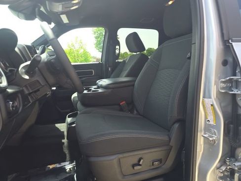 Certified 2026 RAM 2500 Big Horn AWD/4WD image 9