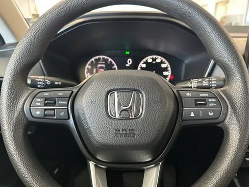Used 2025 Honda CR-V LX image 26